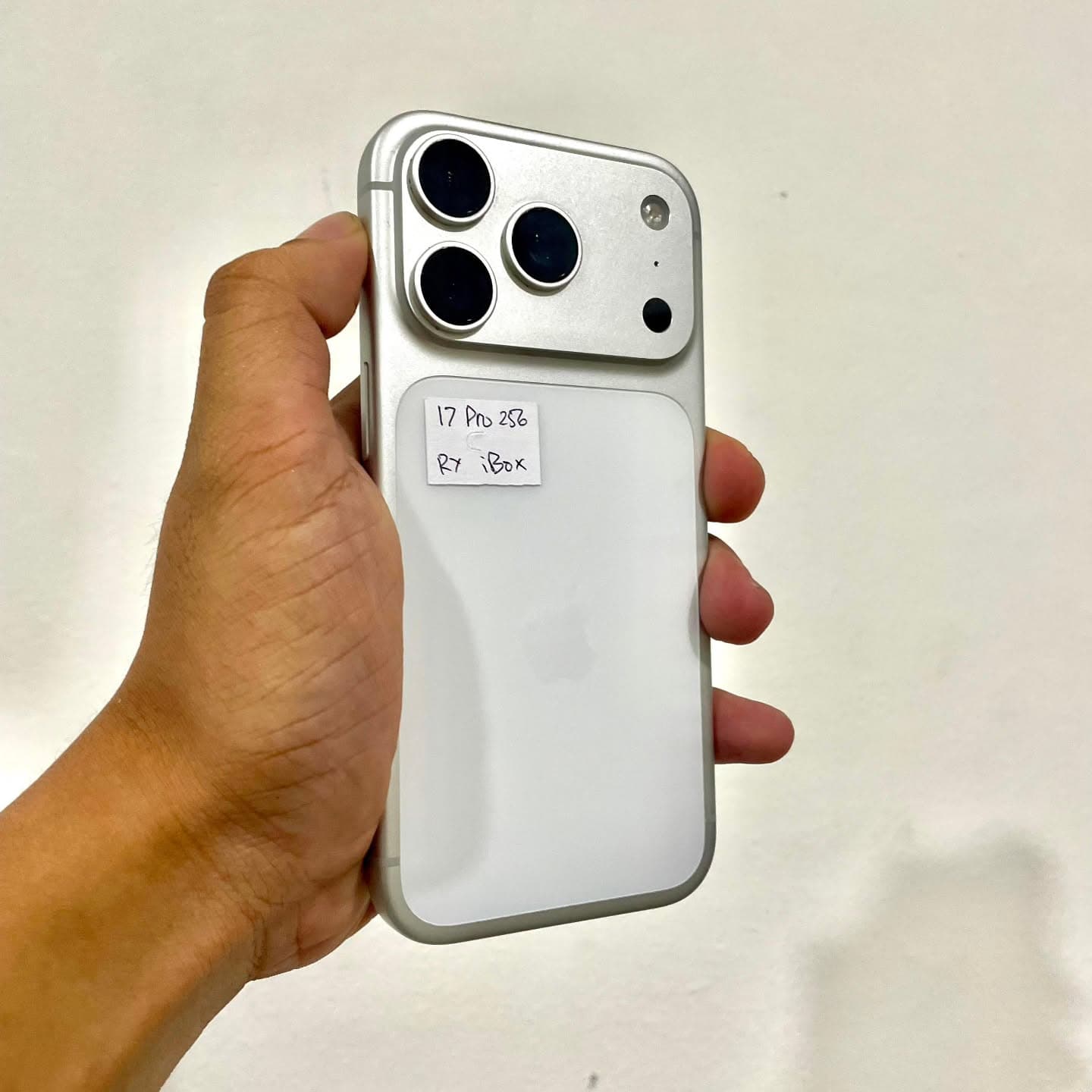 iPhone 17 Pro